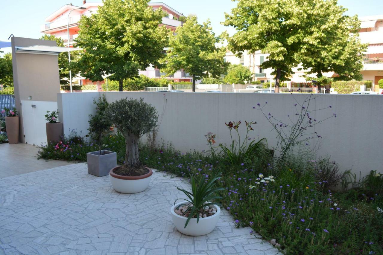 Casa Polly B&B Grottammare Buitenkant foto
